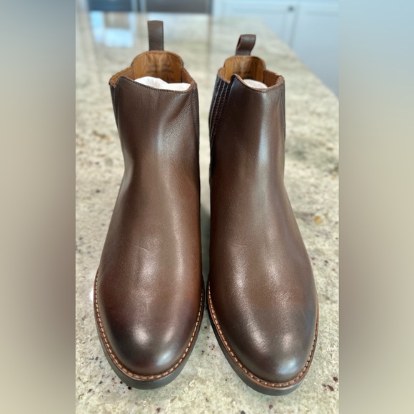 Thursday Boot Company Dark Brown Ankle Boots "NEW" - Picture 5 of 10